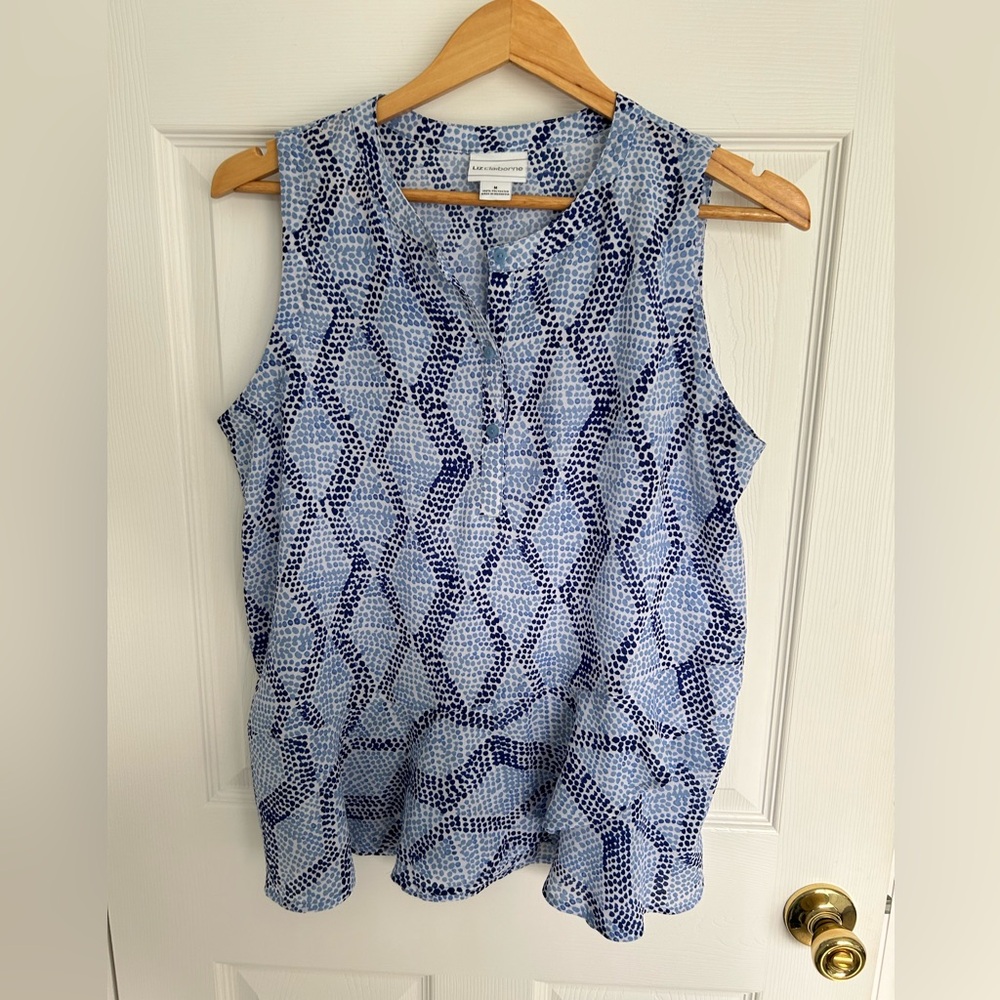 Liz Claiborne size M sleeveless blouse